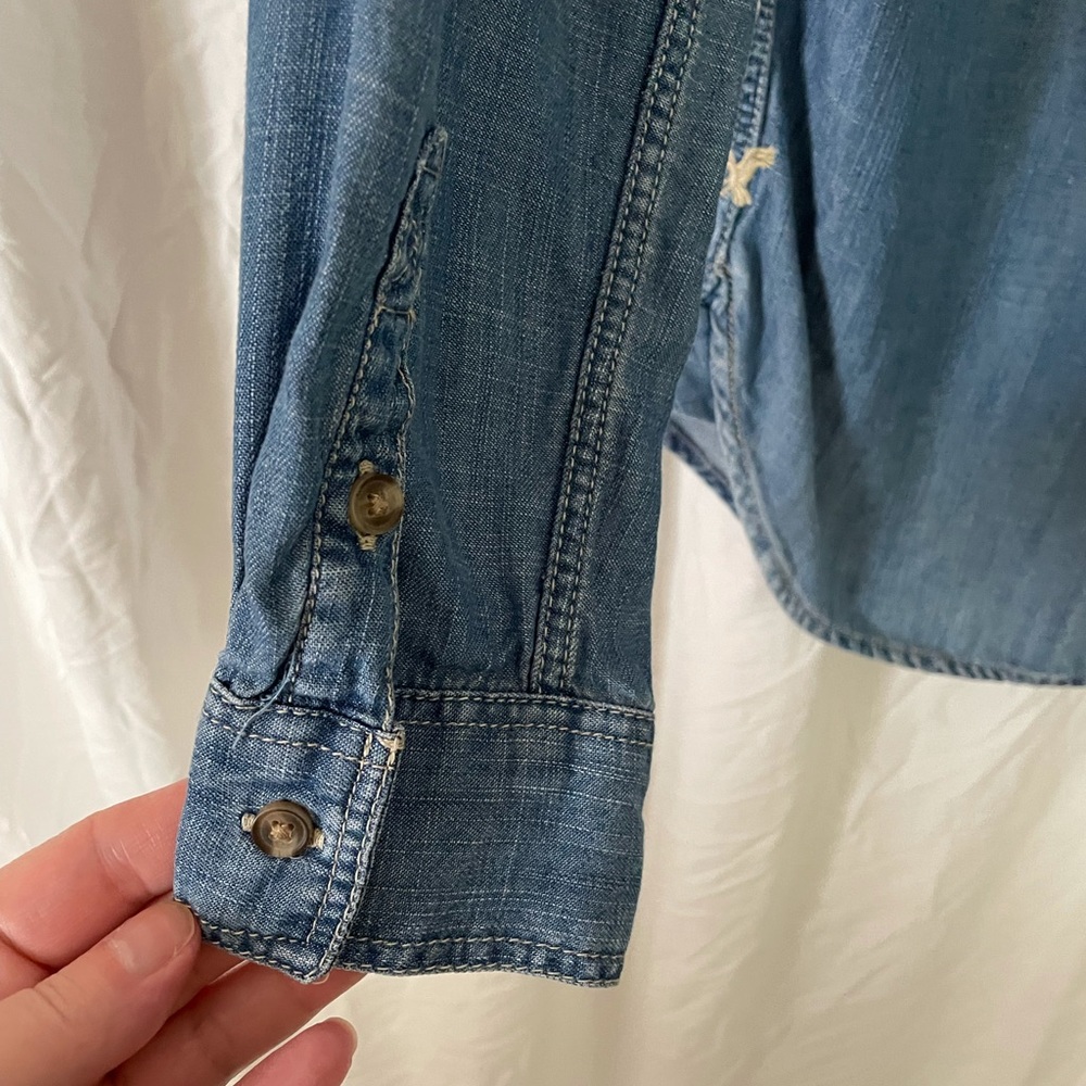 American Eagle Blue Denim‎ Button Up Blouse - Picture 8 of 8